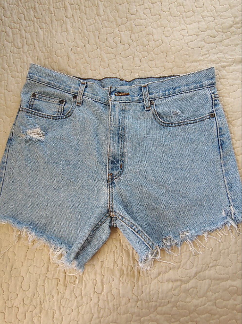 George High Rise Distressed Raw  Denim Shorts Light Wash Size 34